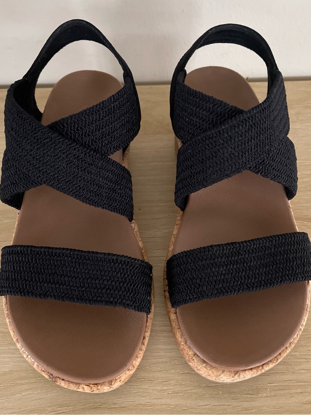 Skechers Arch Fit Beverlee Wedge Strappy Black Sandals 5